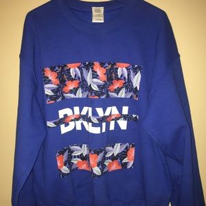 Crew neck sweater
